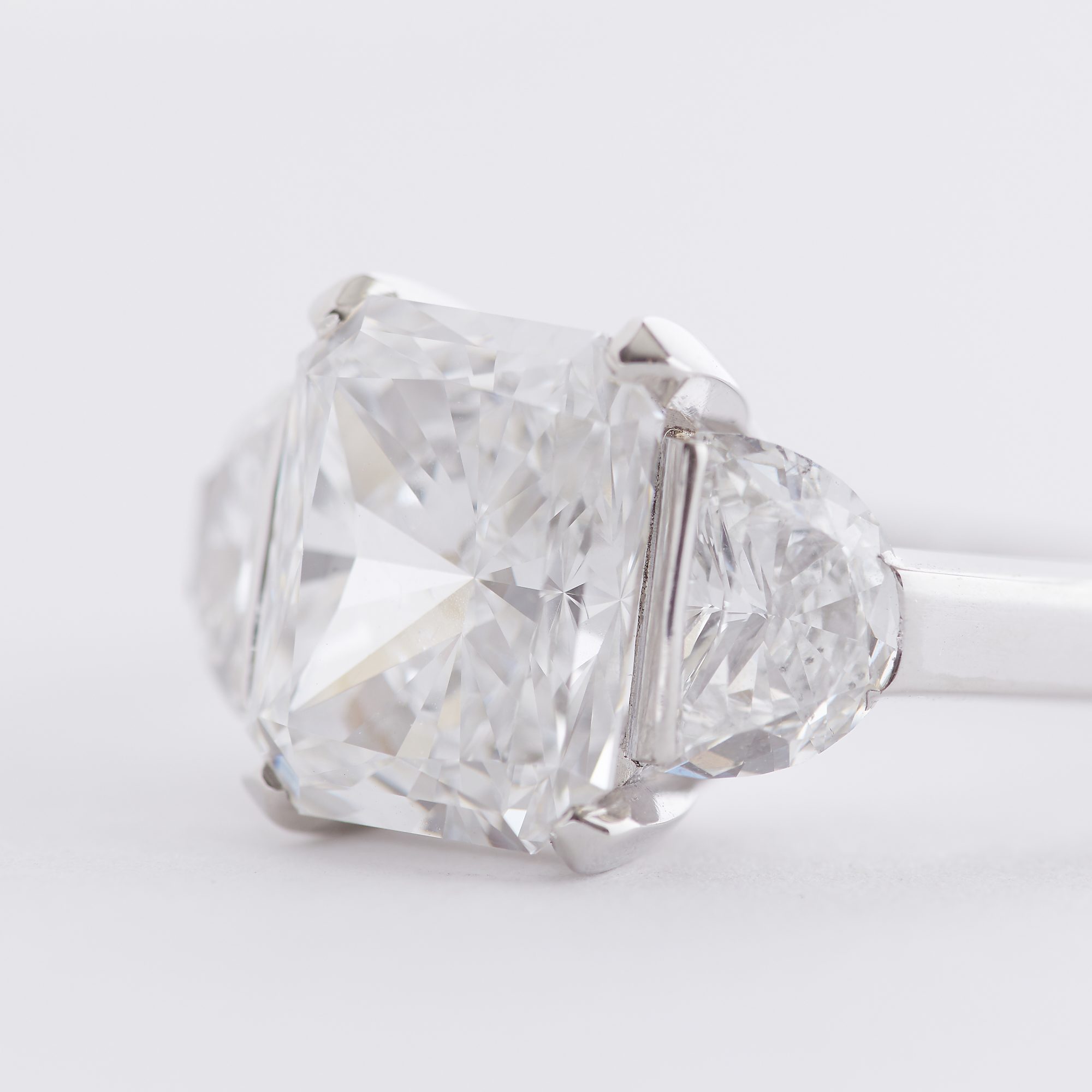 Close up of a Garrard Charisma diamond engagement ring