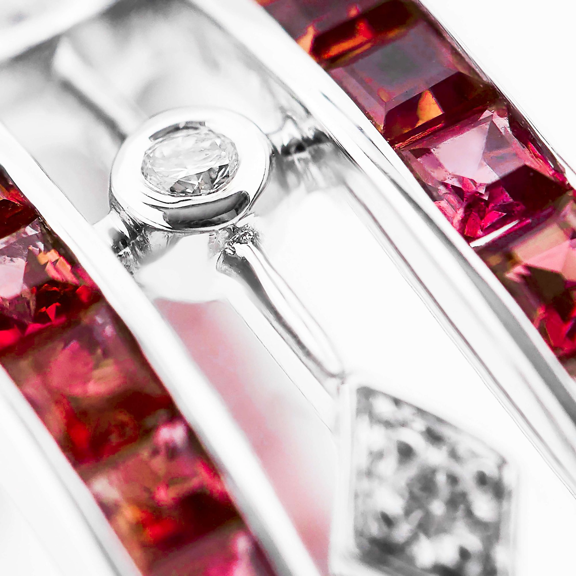 Garrard Albemarle jewellery Collection Ruby and Diamond Band In 18ct White Gold 2016062 Detail 2