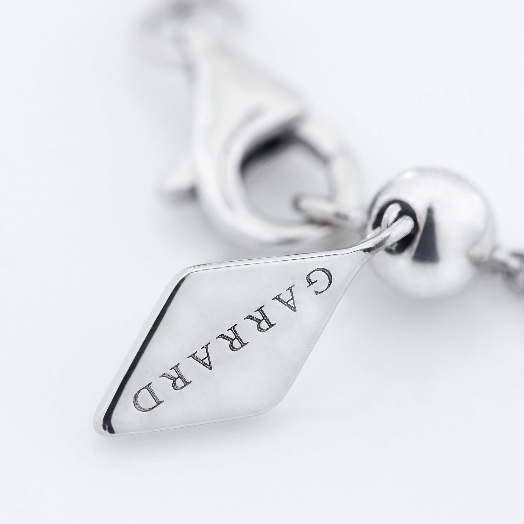 Garrard Albemarle Abstract jewellery Collection transformable diamond necklace in 18ct white gold 2017419 clasp