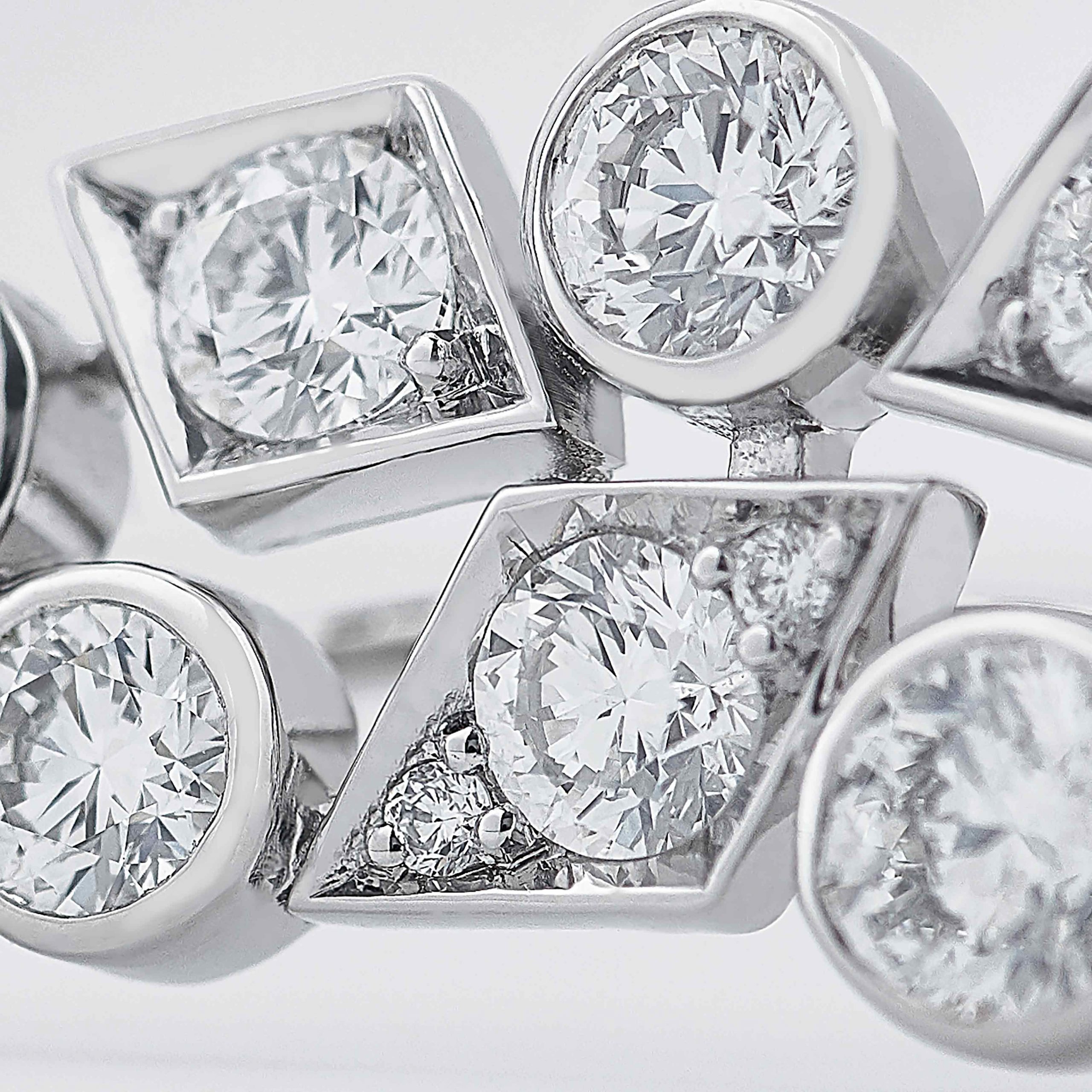 Garrard Albemarle jewellery Collection Diamond Ear Climbers In 18ct White Gold 2017414 Detail Garrard Albemarle jewellery Collection Diamond Ear Climbers In 18ct White Gold 2017414 Detail