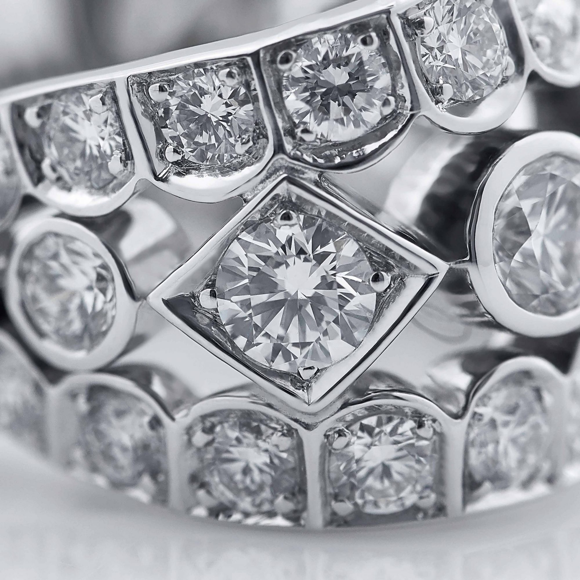 Garrard Albemarle jewellery Collection White Diamond wrap Earrings in 18ct white gold 2013219 Detail view