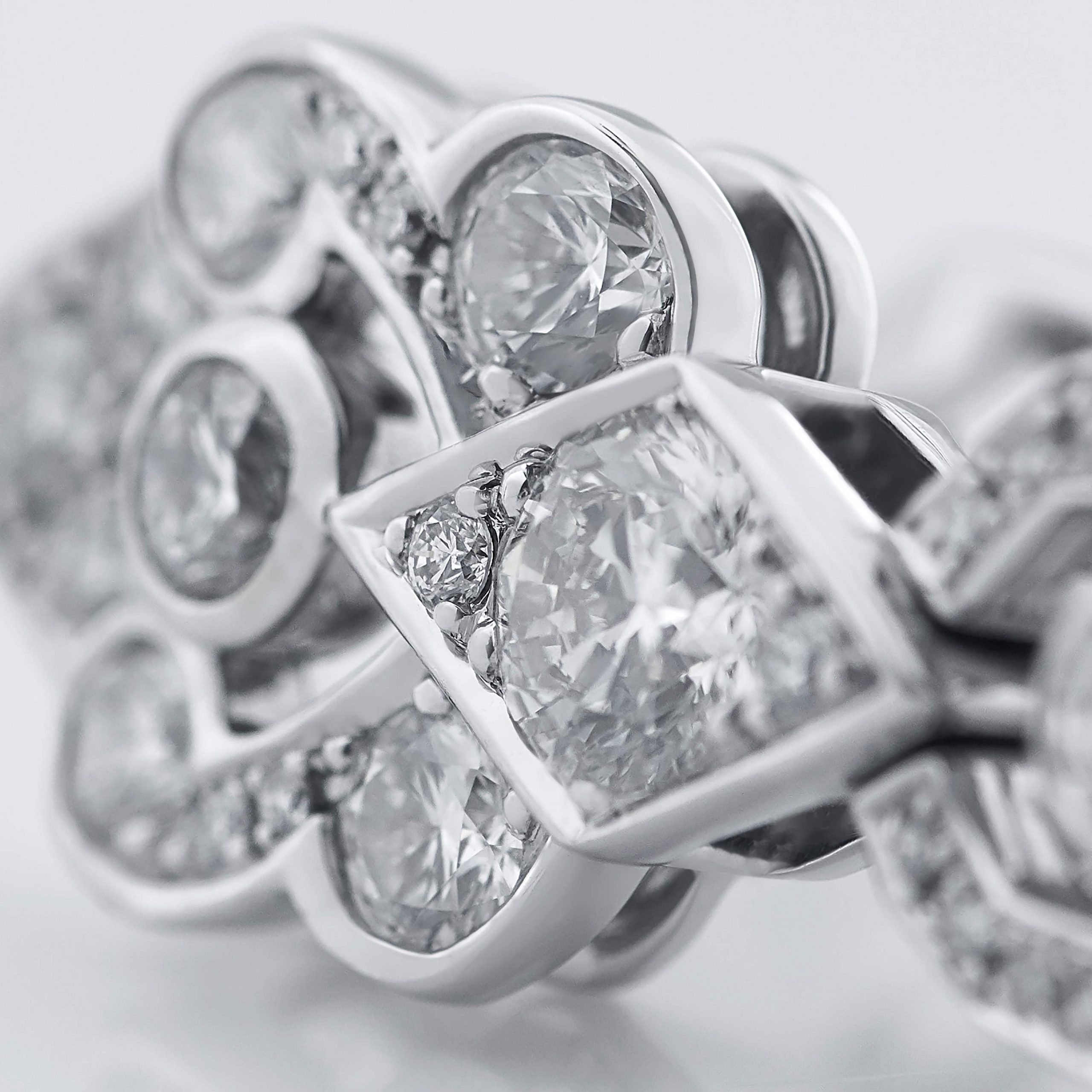 Garrard Albemarle jewellery collection Tiered Diamond Earrings In 18ct White Gold 2013244 Detail View 2 Garrard Albemarle jewellery collection Tiered Diamond Earrings In 18ct White Gold 2013244 Detail View 2
