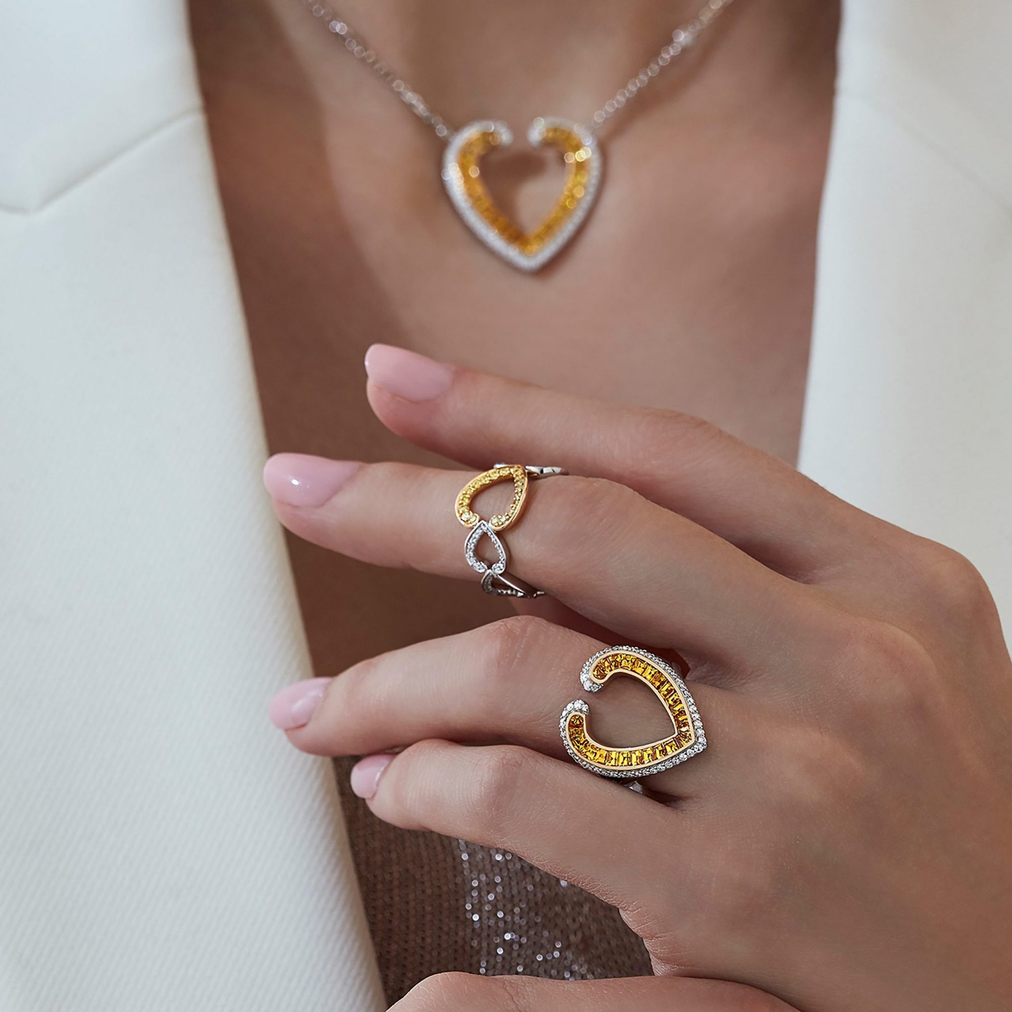 Garrard Aloria jewellery Collection Yellow and White Diamond Ring In Yellow and White Gold 2017079 ring 2017052 and pendant 2016942 On Model