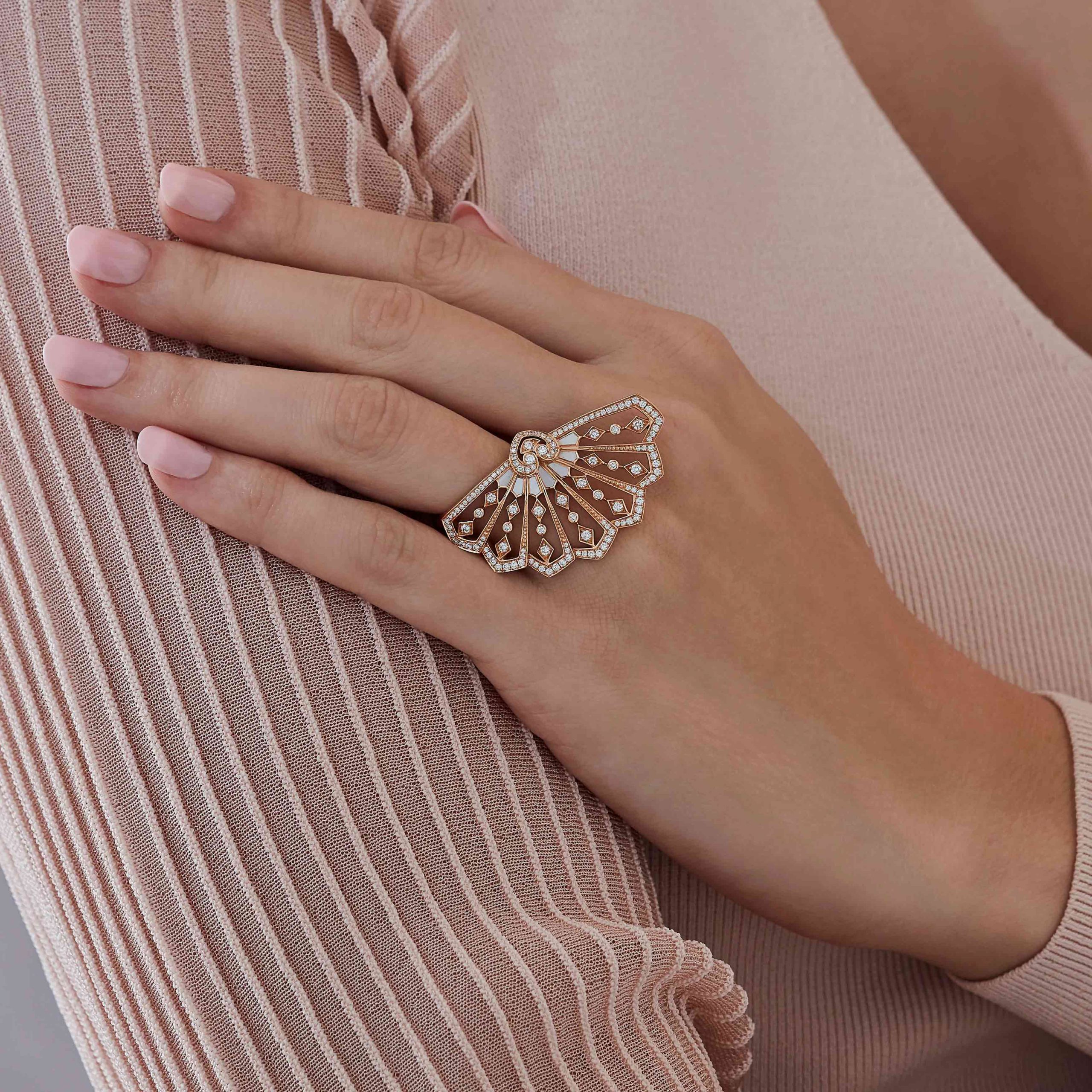 Garrard Fanfare Classic jewellery collection white diamond and mother of pearl ring in 18ct rose gold 2015512 On Model Garrard Fanfare Classic jewellery collection white diamond and mother of pearl ring in 18ct rose gold 2015512 On Model
