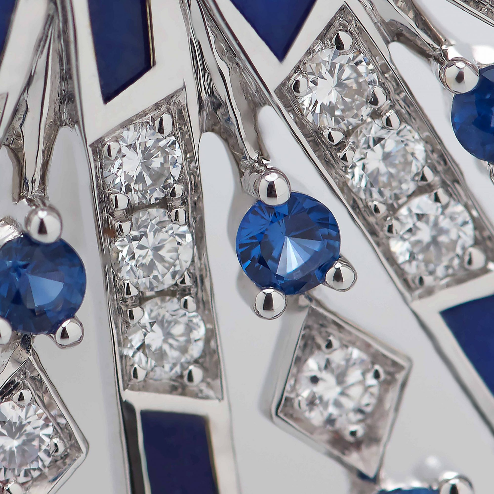 Garrard Fanfare Symphony collection Diamond and Sapphire Ring In 18ct White Gold with Lapis Lazuli 2017314 Detail View