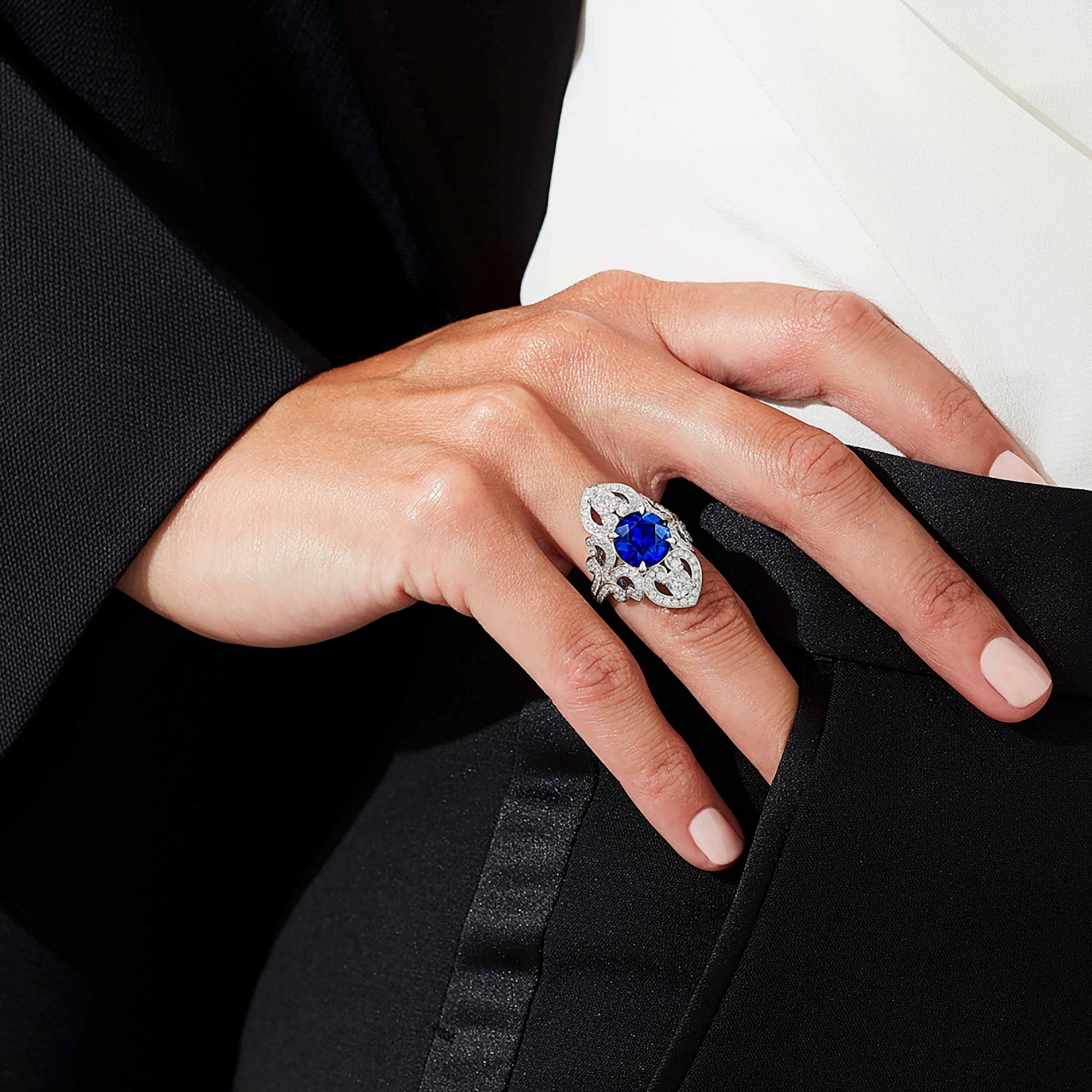 Garrard Jewelled Vault 4.74ct Round Royal Blue Sapphire Ring In 18ct White Gold with Diamonds 2015976 On Model
