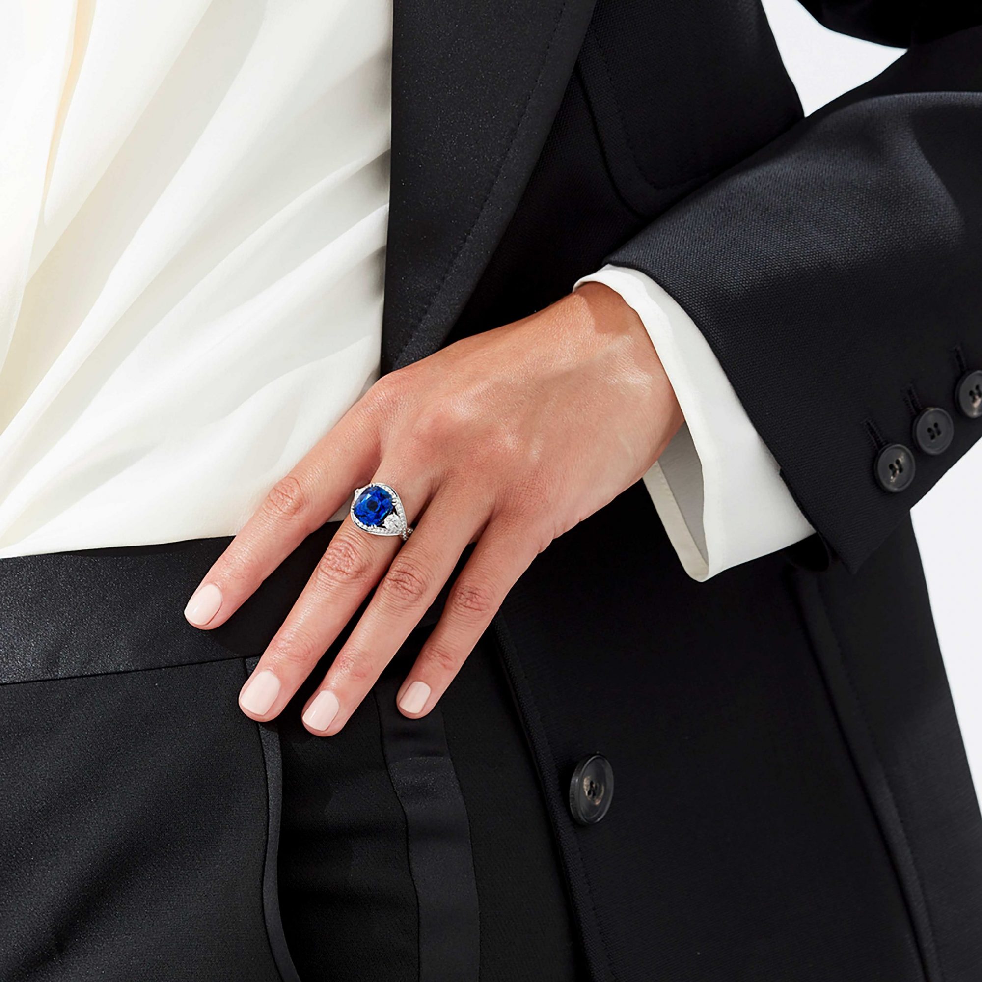 Garrard Jewelled Vault 8.85ct Cushion Cut Royal Blue Sapphire Ring In 18ct White Gold with Diamonds 2016303 On Model