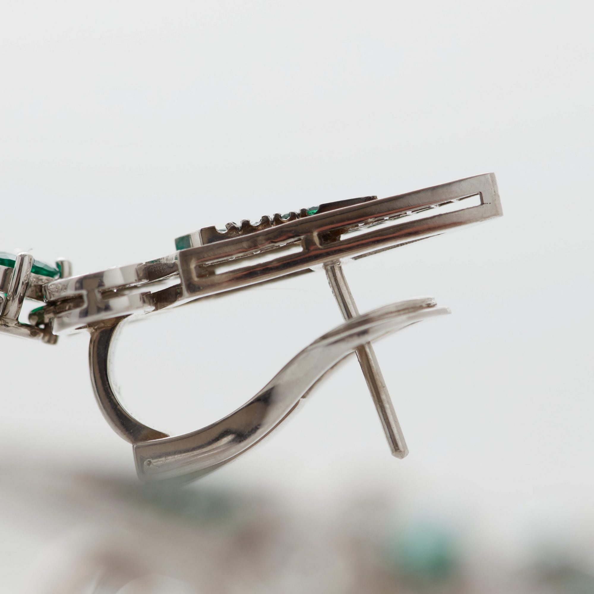 Garrard Jewelled Vault Emerald and Diamond High Jewellery Earrings In 18 Carat White Gold 2016276 Clasp