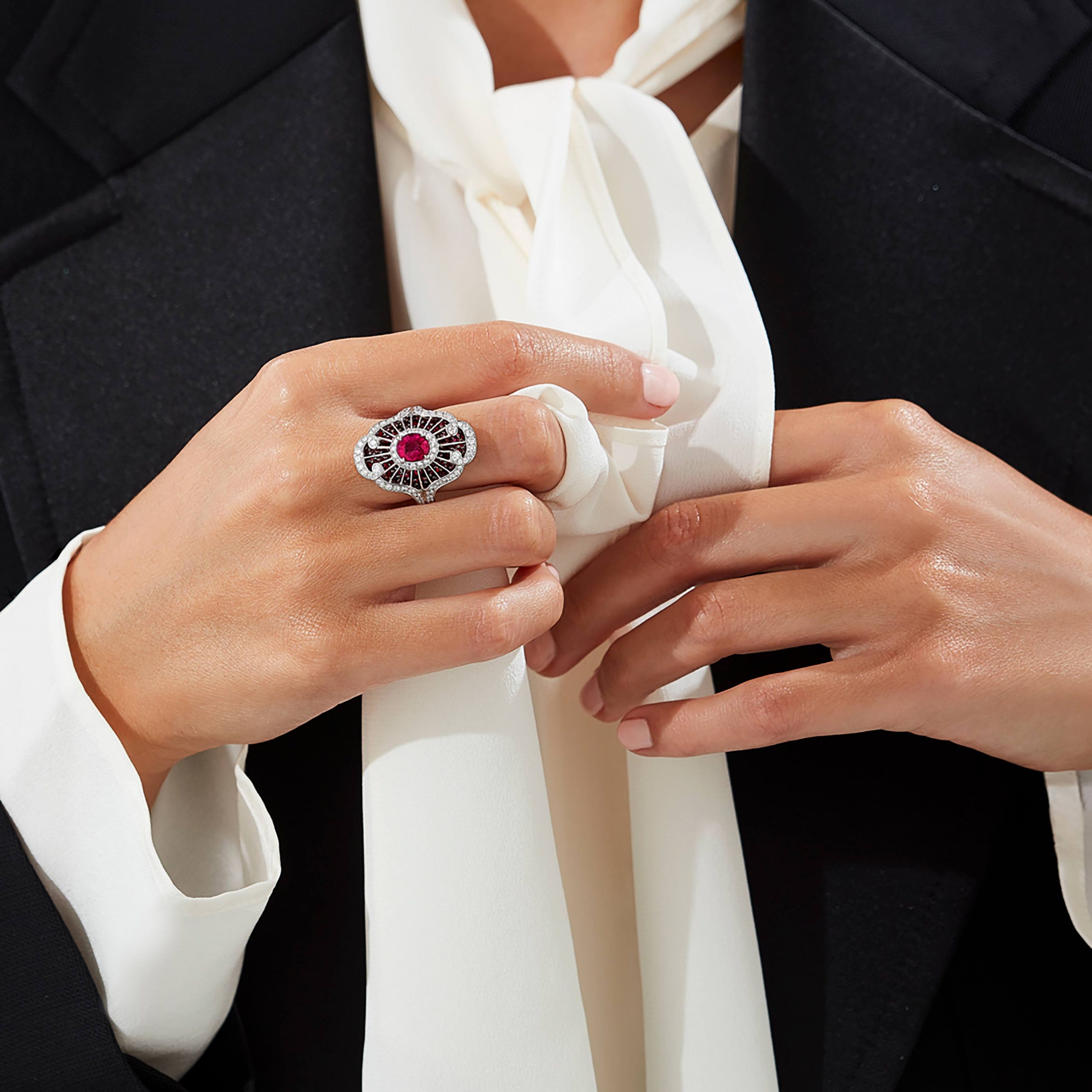 Garrard Jewelled Vault Oval Burmese Pigeons Blood Ruby Ring In 18ct White Gold with Rubies and Diamonds 2015818 Model Garrard Jewelled Vault Oval Burmese Pigeons Blood Ruby Ring In 18ct White Gold with Rubies and Diamonds 2015818 Model