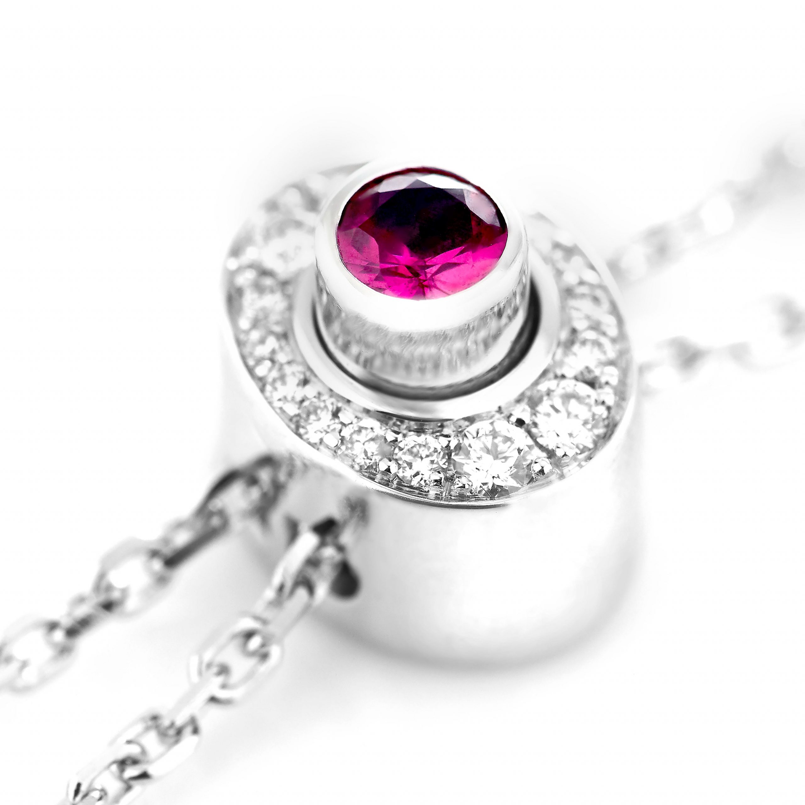 Garrard Wings Embrace collection Flamingo Slider Pendant In 18ct White Gold with Diamonds Rubies and Sapphires 2017604 Clasp Garrard Wings Embrace collection Flamingo Slider Pendant In 18ct White Gold with Diamonds Rubies and Sapphires 2017604 Clasp