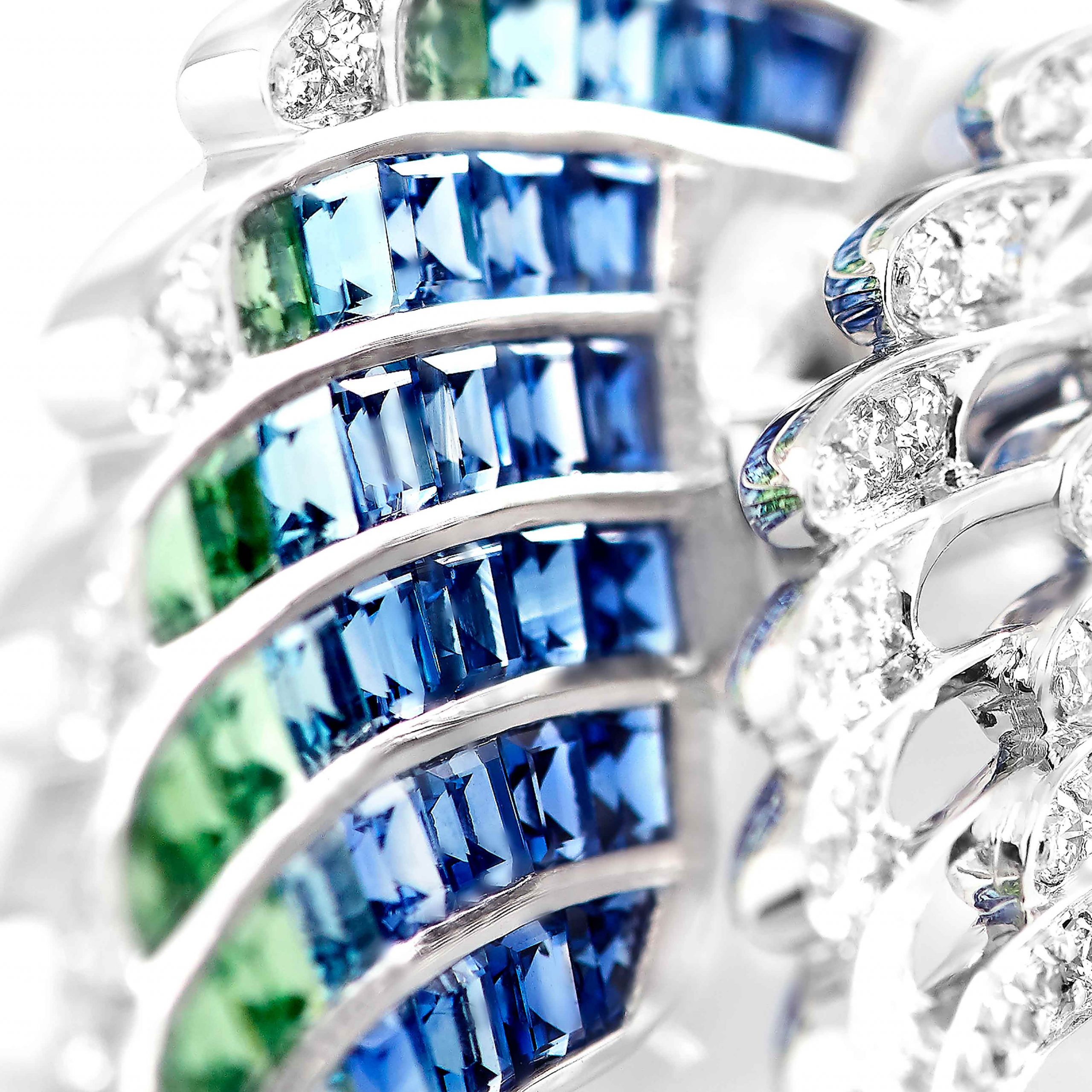 Garrard Wings Embrace collection Peacock Ear Jackets with diamonds Sapphires Tsavorites and Aquamarines 2017611 Detail Garrard Wings Embrace collection Peacock Ear Jackets with diamonds Sapphires Tsavorites and Aquamarines 2017611 Detail