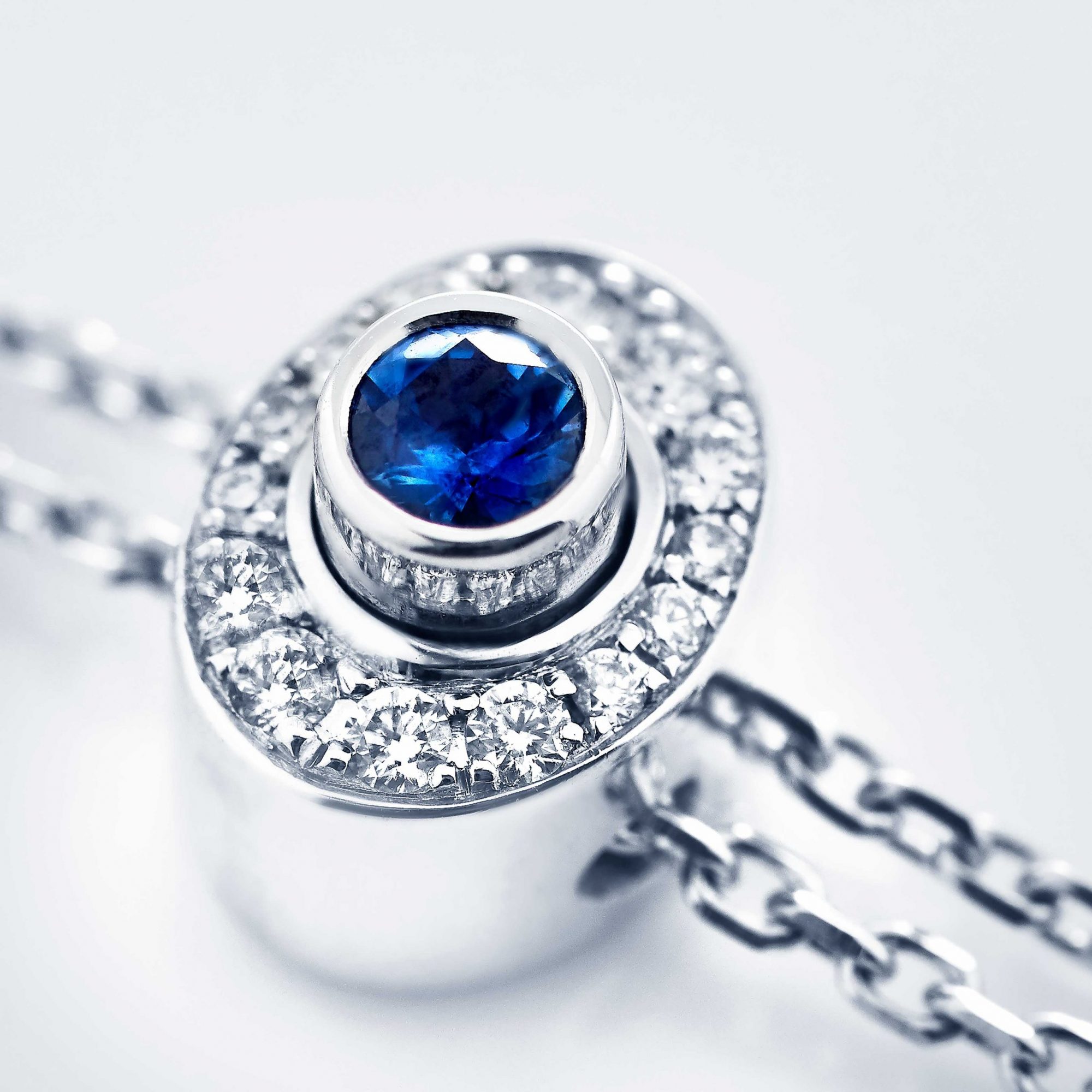 Garrard Wings Embrace collection Peacock Slide Pendant with Diamonds Sapphires Tsavorites and Aquamarines 2017610 Clasp