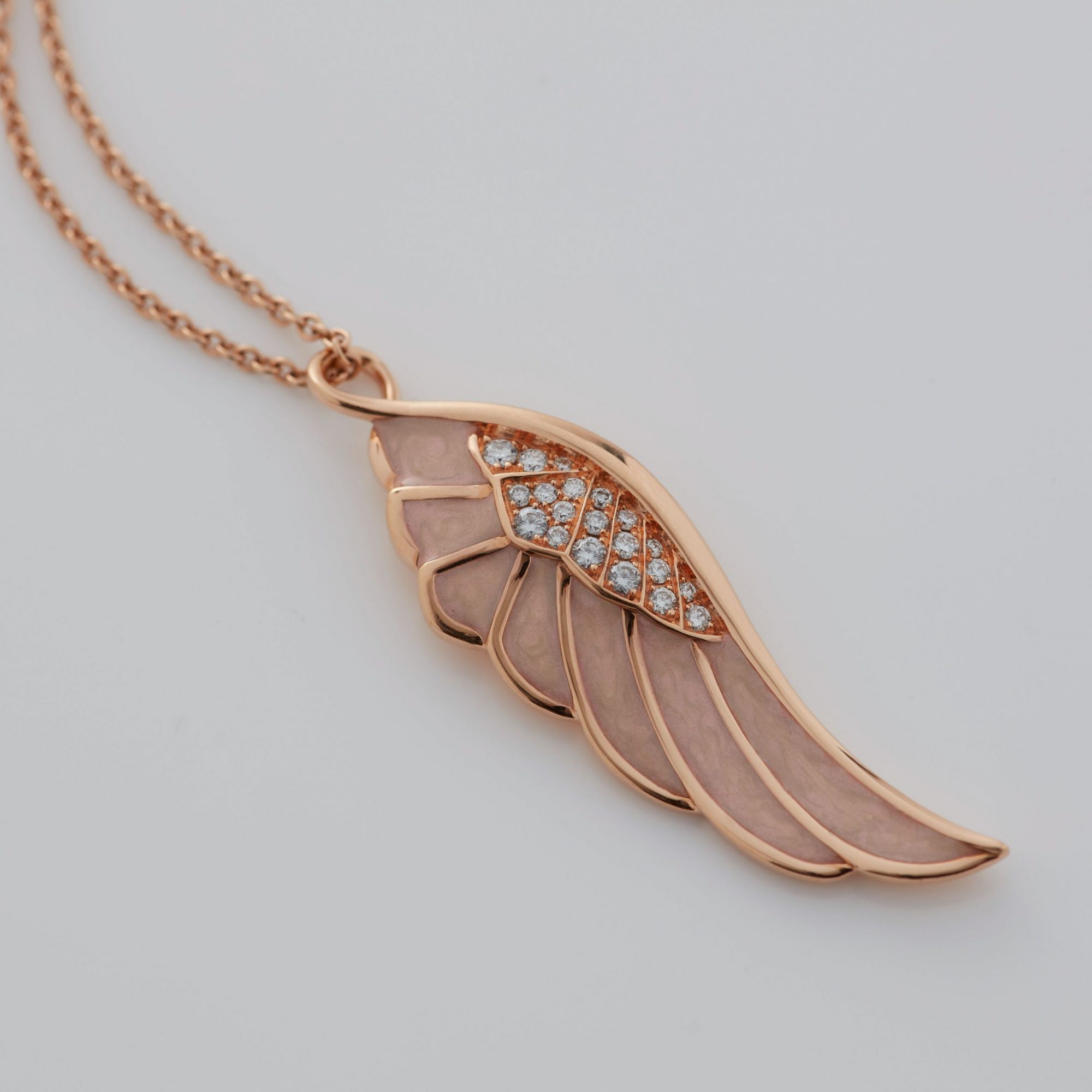 Wings Reflection jewellery collection Spring Enamel Pendant In 18ct Rose Gold with Diamonds 2014691 Detail 2