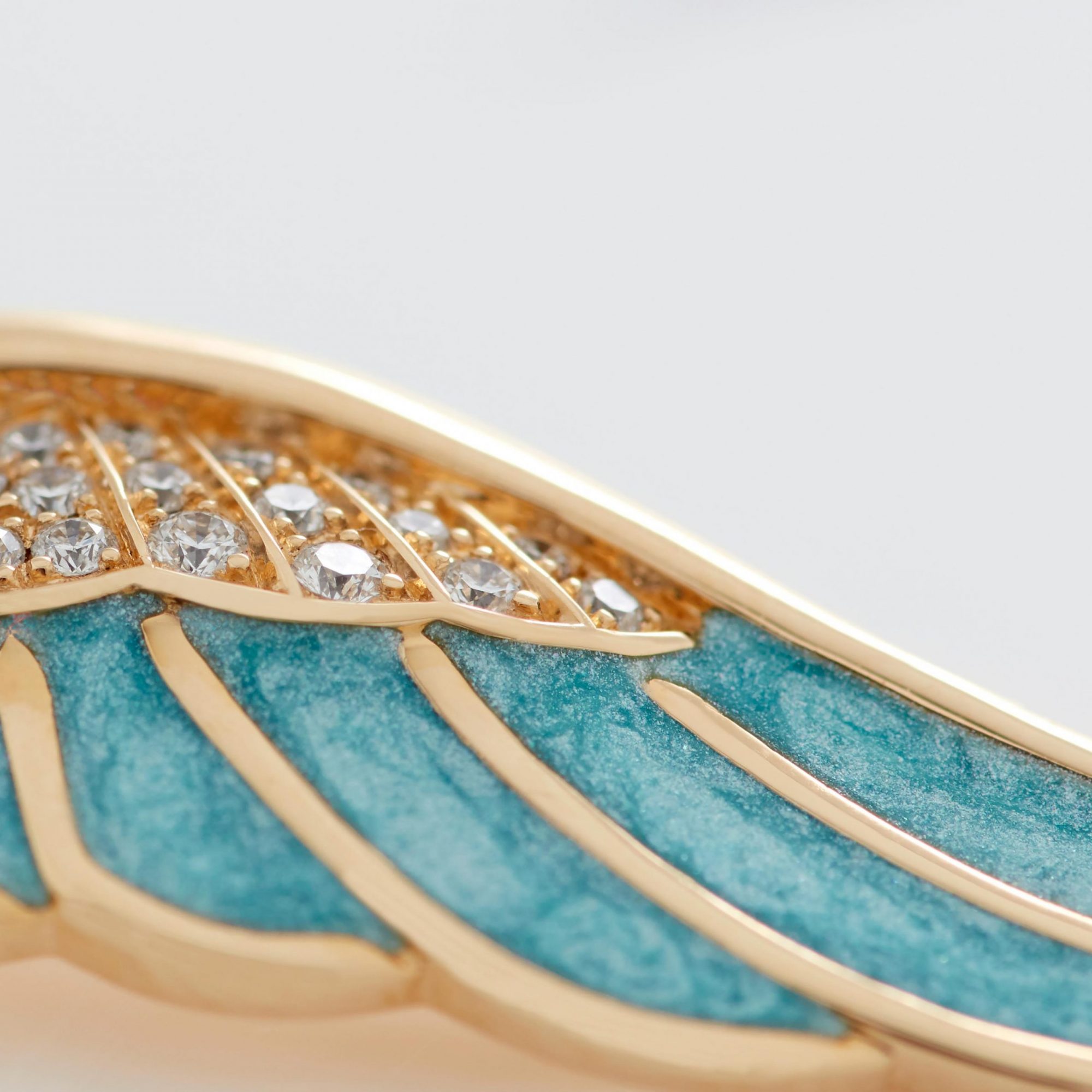 Wings Reflection jewellery collection white diamond winter drop hoop Enamel earrings in 18ct white gold 2014700 Detail View 2