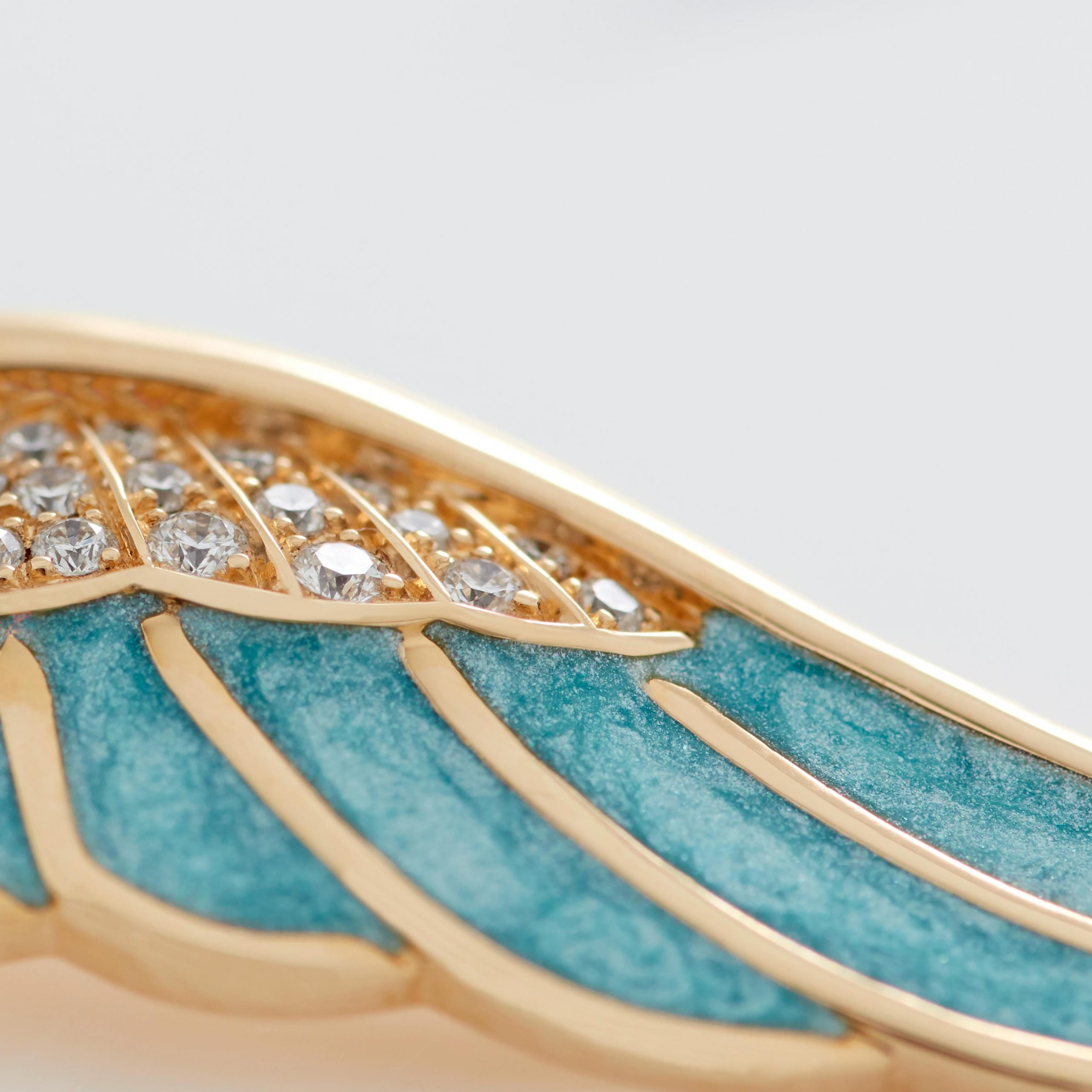 Wings Reflection jewellery collection white diamond winter drop hoop Enamel earrings in 18ct white gold 2014700 Detail View 2 Wings Reflection jewellery collection white diamond winter drop hoop Enamel earrings in 18ct white gold 2014700 Detail View 2