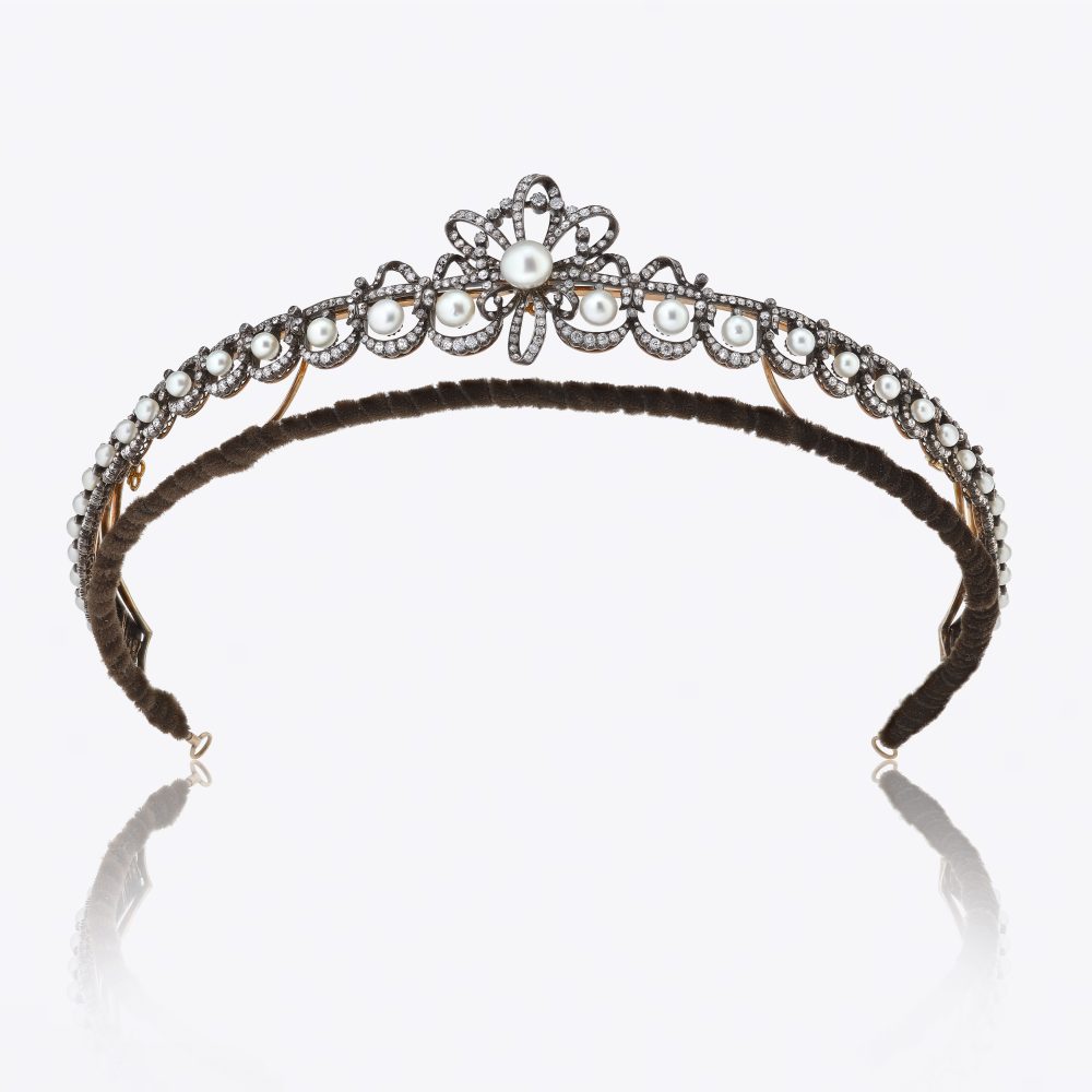 Garrard Pearl Heritage Tiara​ In Silver with Diamonds Hero