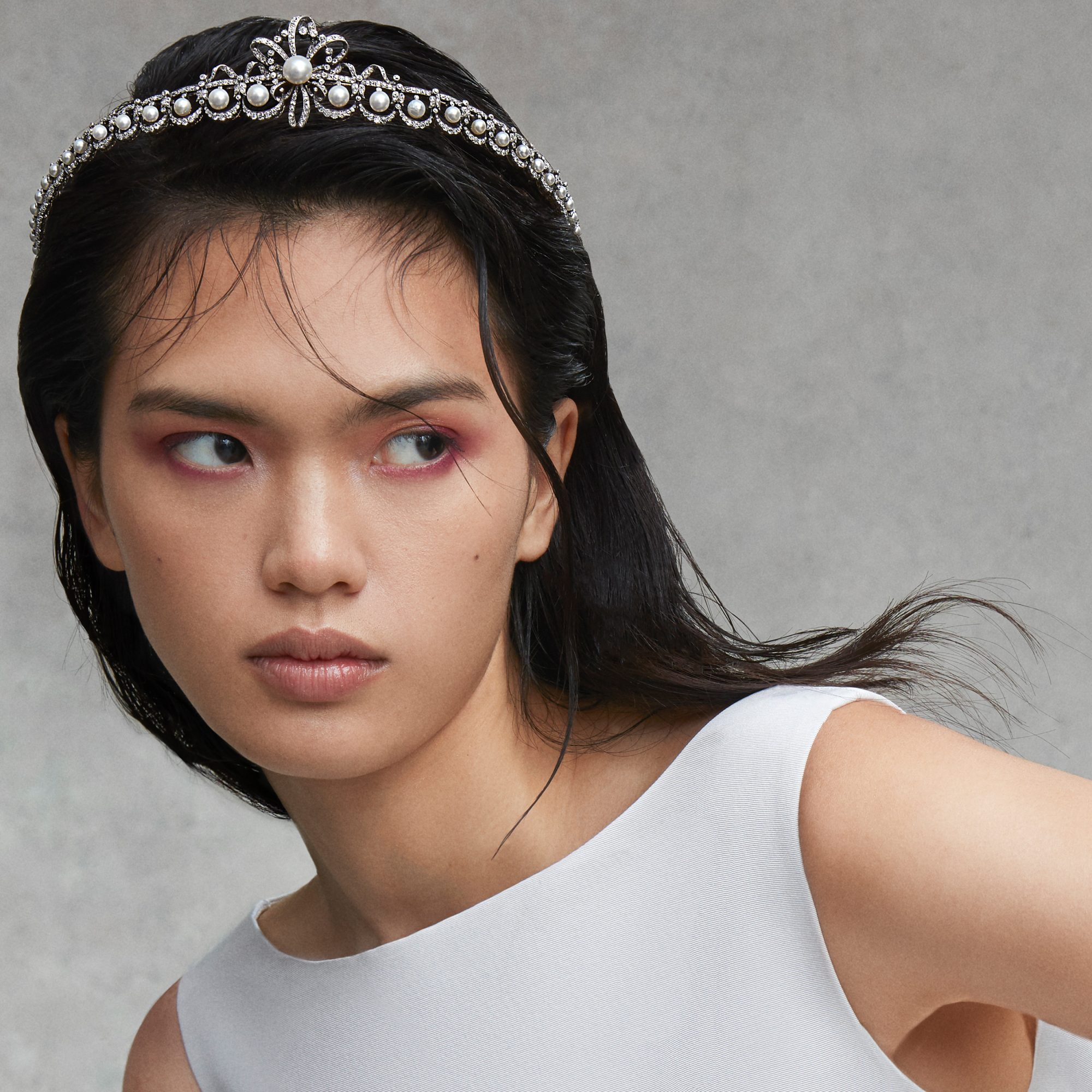 Garrard Pearl Heritage Tiara​ In Silver with Diamonds Model